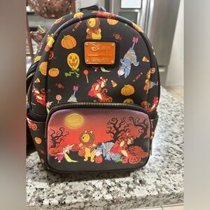 Winnie the Pooh Halloween lounge fly